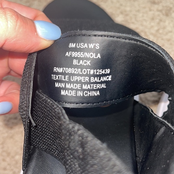 Apana Nola Sandal. Size: 8. - Picture 7 of 10